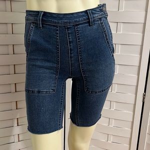 We The Free 4 pocket denim high-rise shorts size 24